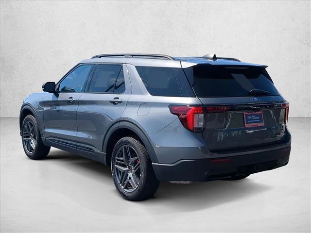 Certified 2025 Ford Explorer ST-Line w/ ST-Line Street Pack image 8