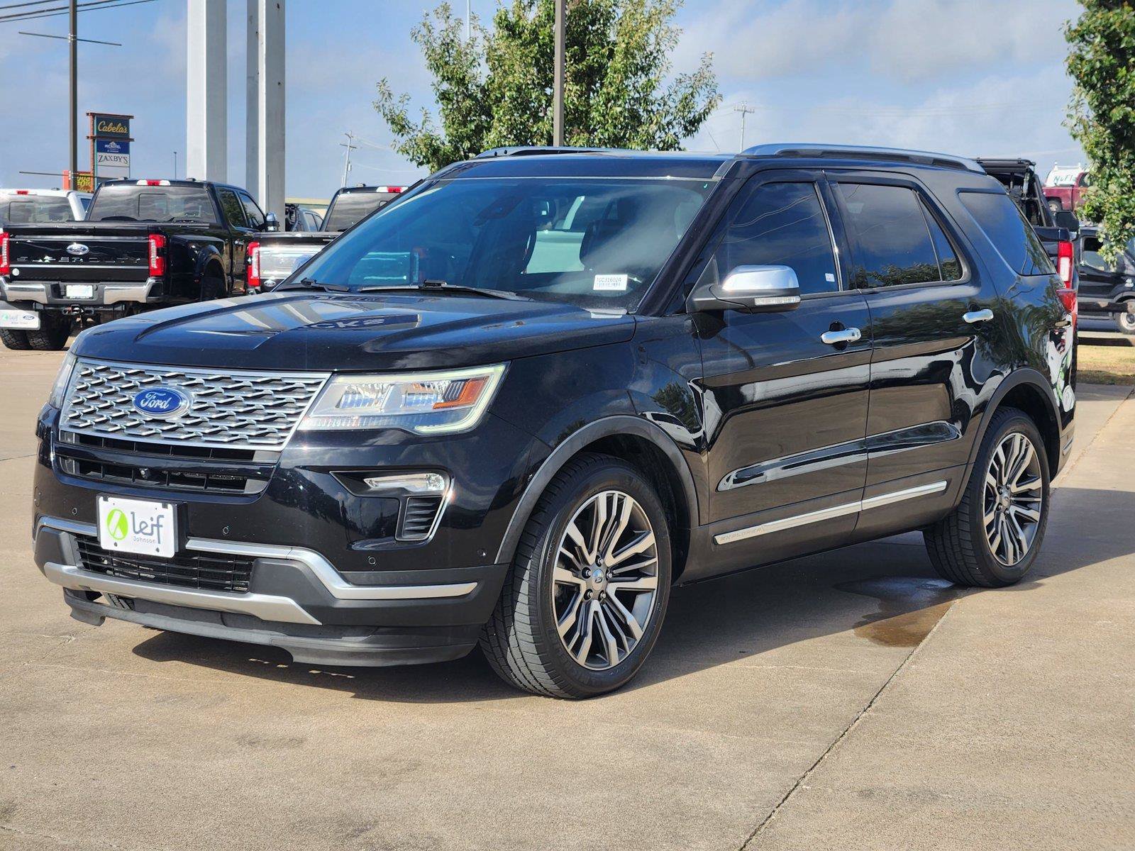 Certified 2018 Ford Explorer Platinum AWD/4WD image 3