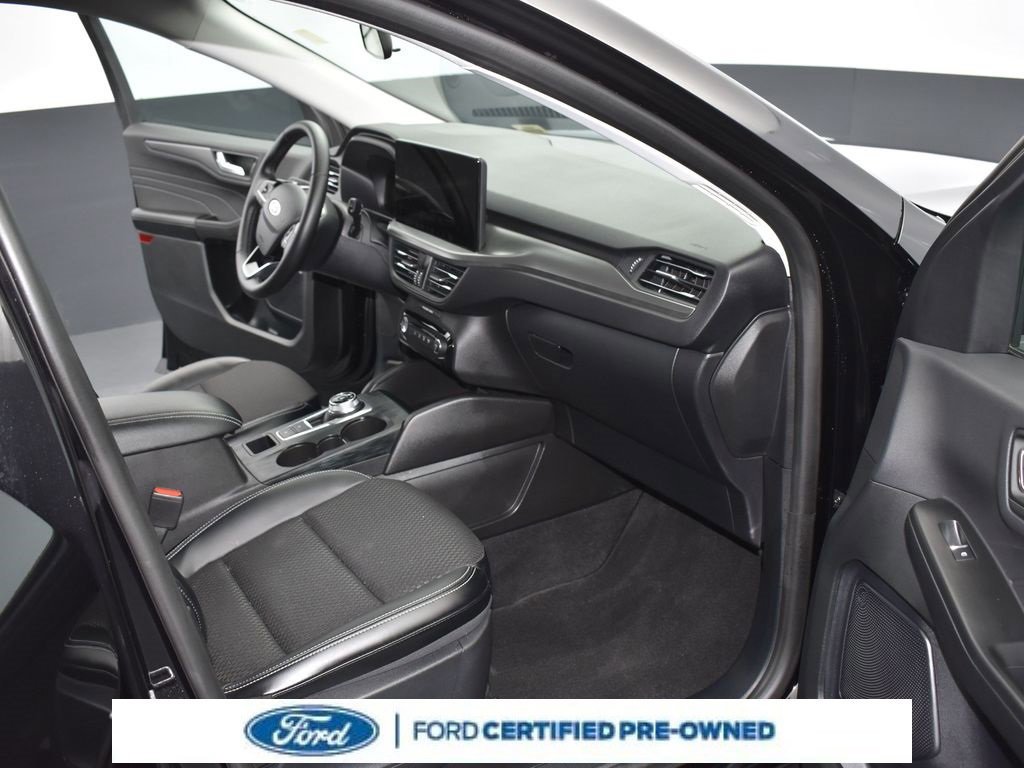 Certified 2024 Ford Escape SE image 15