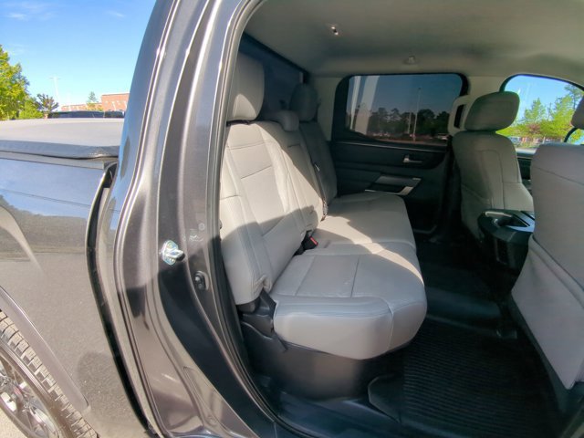 Used 2024 Toyota Tundra SR5 AWD/4WD image 32