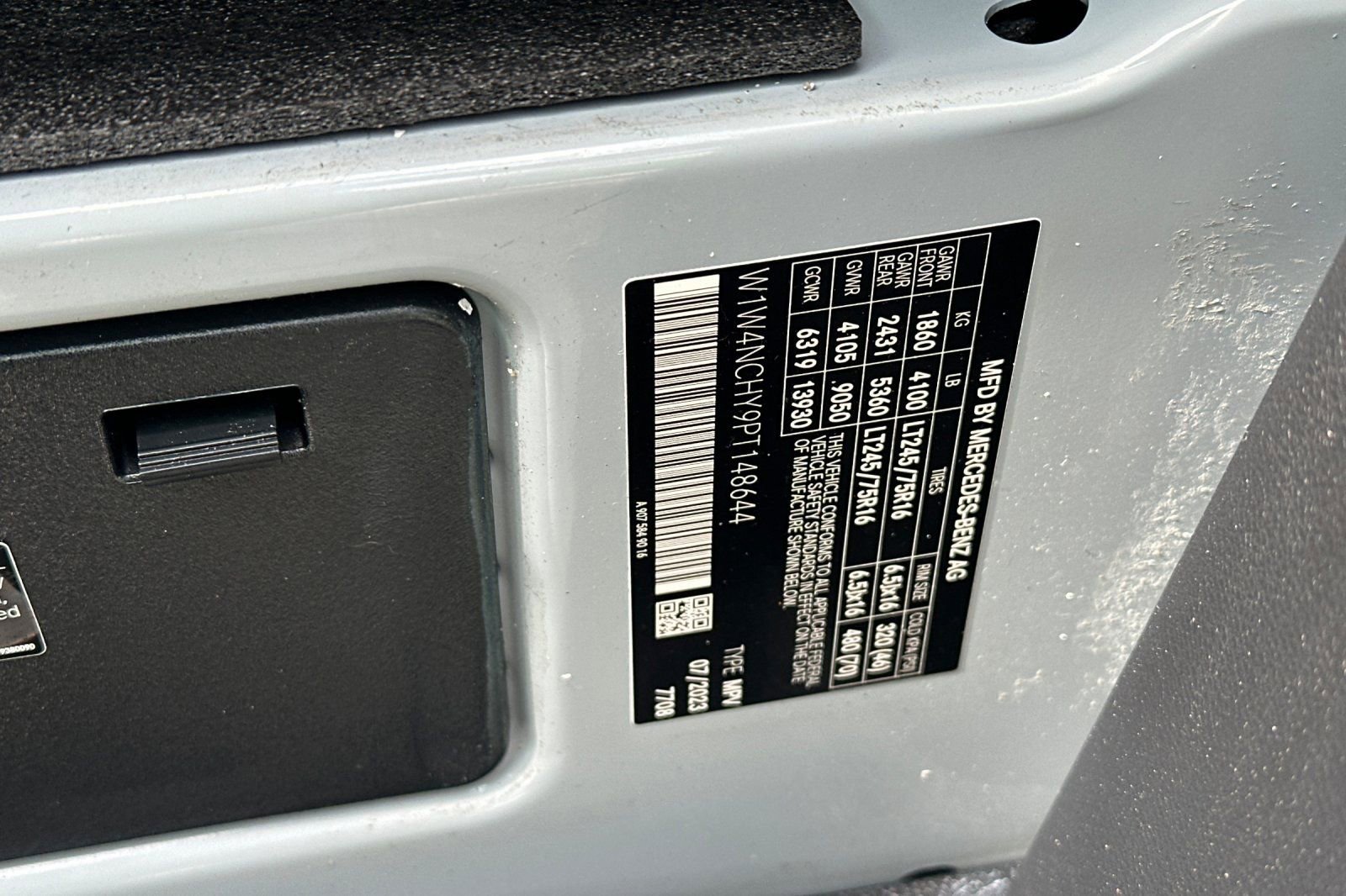 Used 2023 Mercedes-Benz Sprinter 2500 image 27