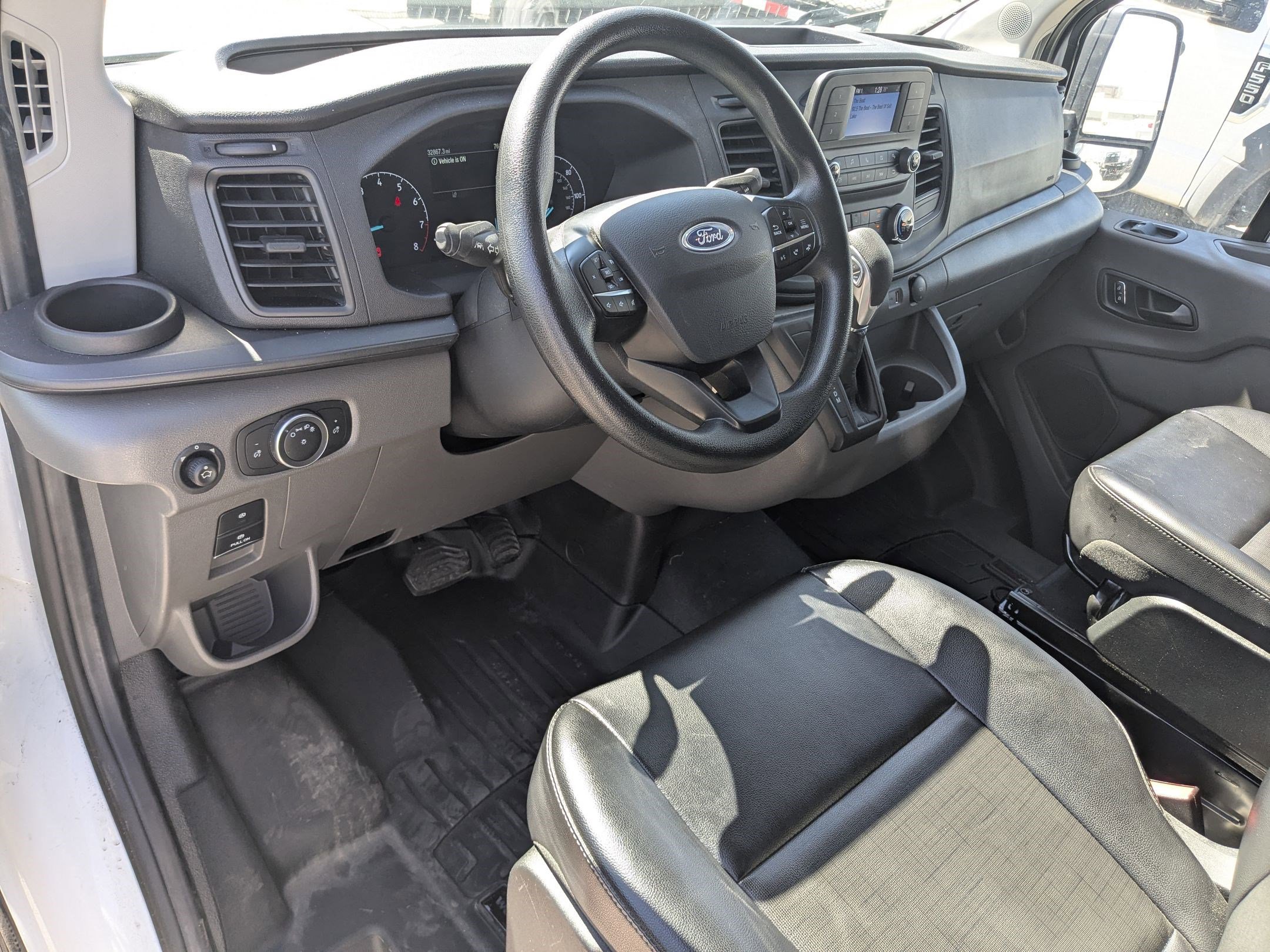 Certified 2024 Ford Transit 150 Low Roof image 19