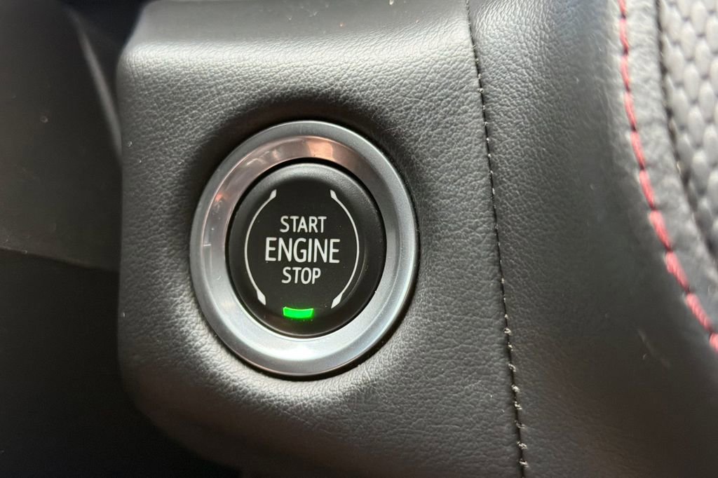 Used 2022 Chevrolet Tahoe RST w/ Luxury Package image 22