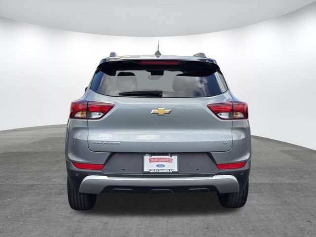 Used 2023 Chevrolet TrailBlazer LT w/ Confidence II Package FWD image 5
