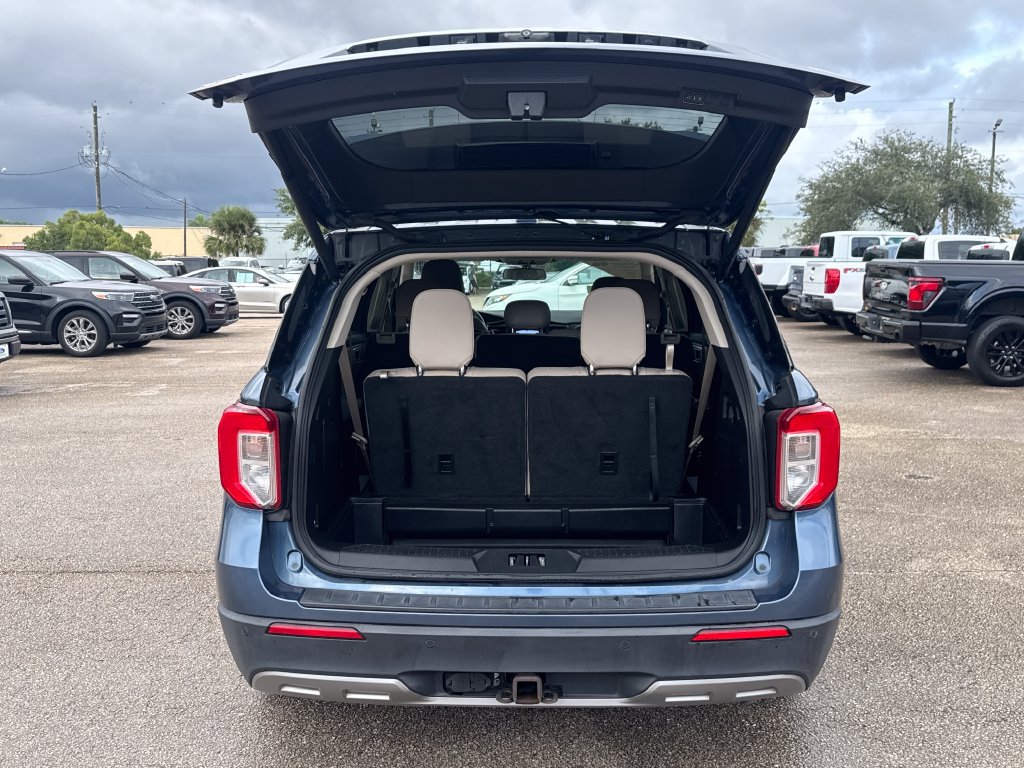 Certified 2020 Ford Explorer XLT w/ Equipment Group 202A RWD image 28