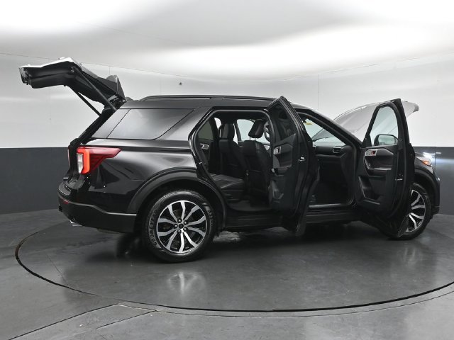 Certified 2024 Ford Explorer ST-Line w/ Class IV Trailer Tow Package AWD/4WD image 58