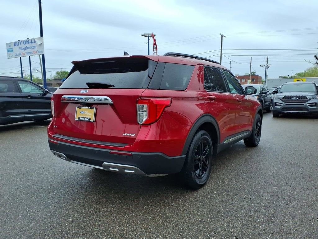 Certified 2023 Ford Explorer XLT w/ Equipment Group 202A AWD/4WD image 6