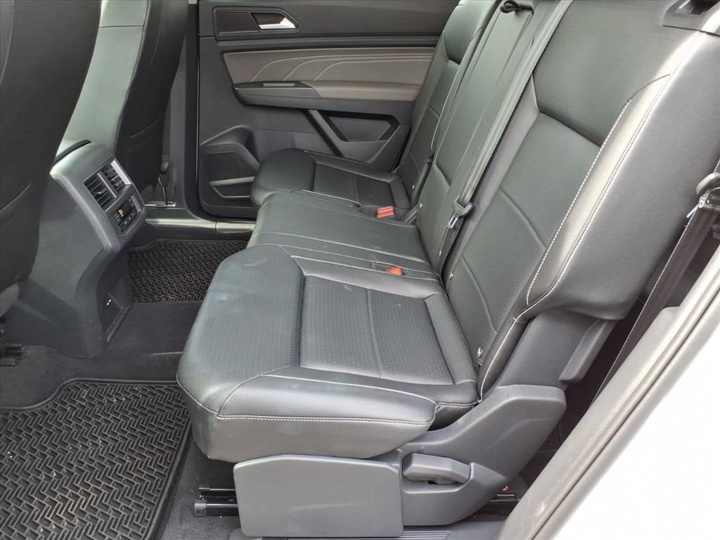 Used 2023 Volkswagen Atlas SE image 14