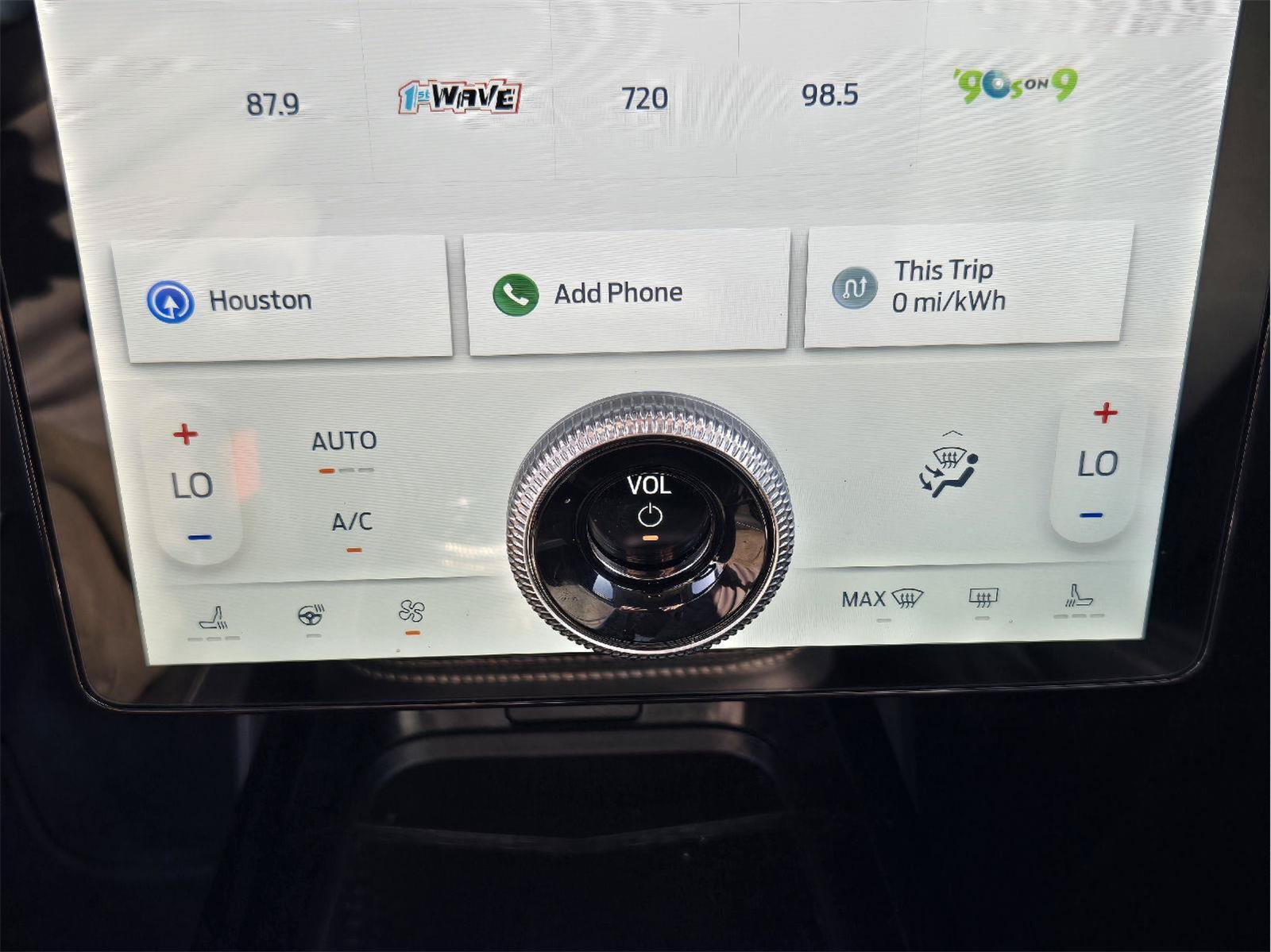 Certified 2023 Ford Mustang Mach-E Premium AWD/4WD image 17