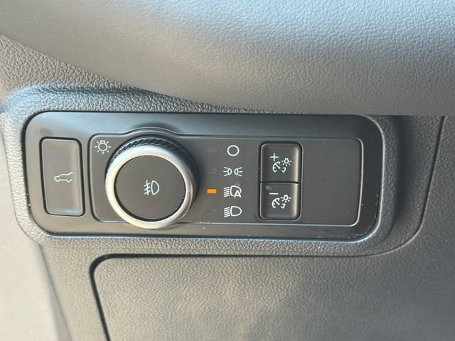 Certified 2025 Ford Explorer ST-Line AWD/4WD image 35