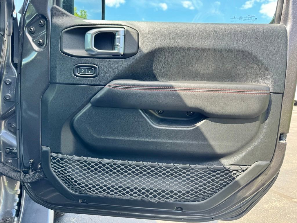 Used 2018 Jeep Wrangler Rubicon AWD/4WD image 21
