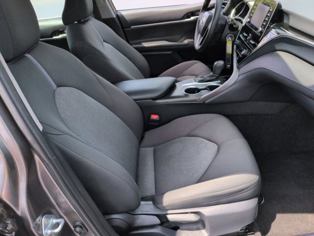 Used 2024 Toyota Camry LE FWD image 32