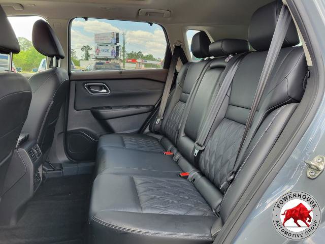 Used 2023 Nissan Rogue Platinum w/ Platinum Premium Package image 17