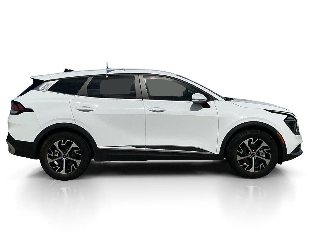 Used 2024 Kia Sportage EX FWD image 9