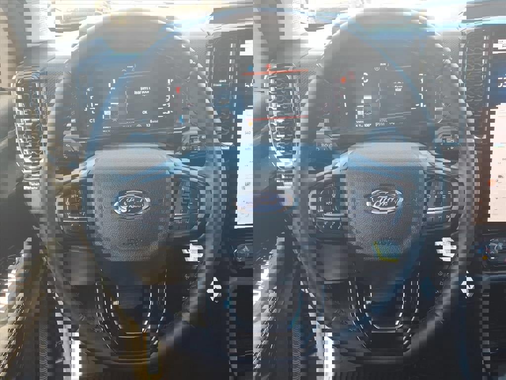 Certified 2025 Ford Ranger XLT w/ Equipment Group 301A High image 19