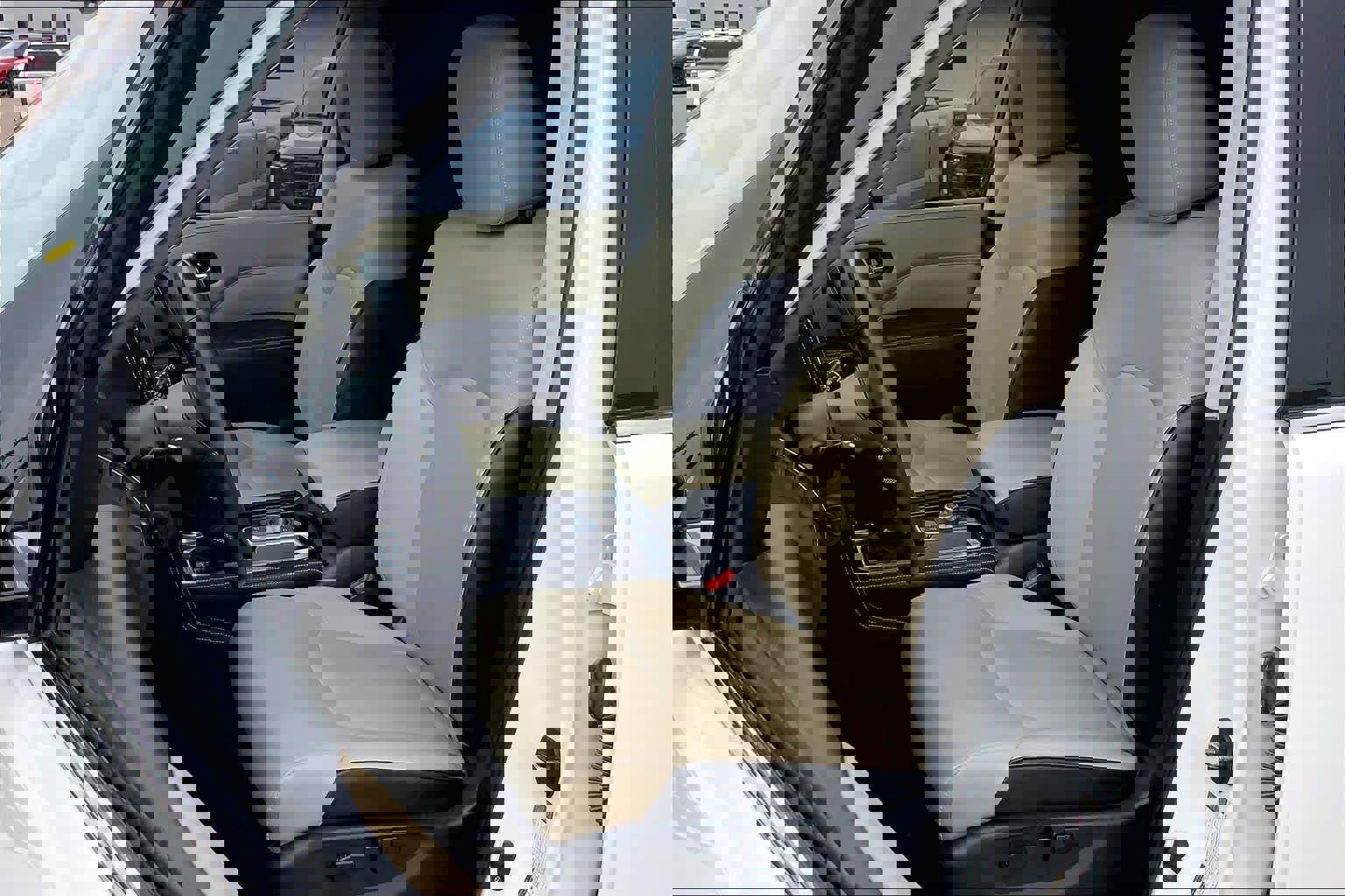 Used 2022 INFINITI QX80 Premium Select w/ Cargo Package image 10