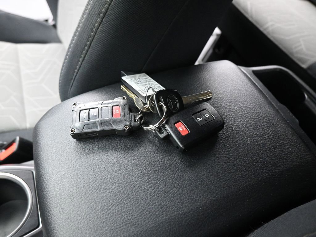 Used 2022 Toyota Tacoma TRD Sport image 40