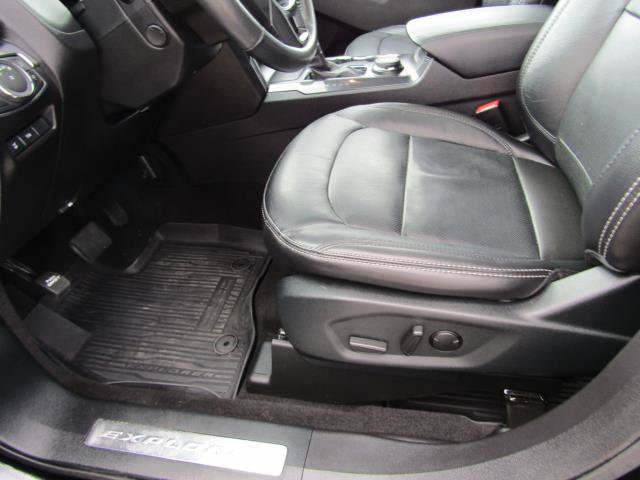 Certified 2019 Ford Explorer Limited w/ Ford Safe & Smart Package AWD/4WD image 18