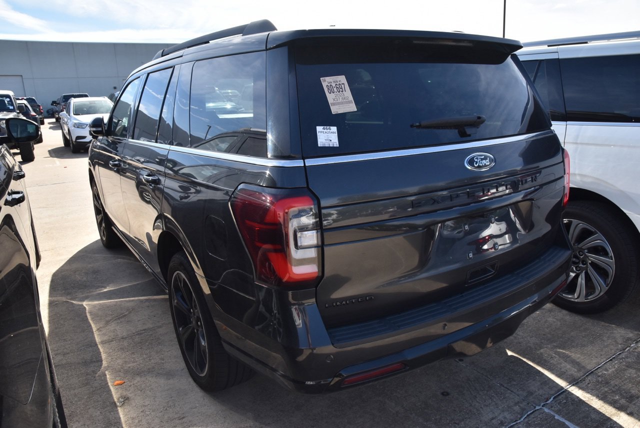 Certified 2023 Ford Expedition Limited AWD/4WD image 7