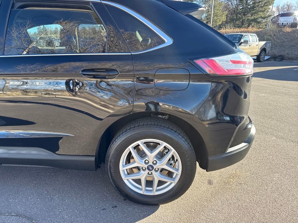 Certified 2021 Ford Edge SEL w/ Cargo Accessory Package image 6