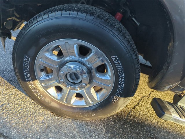 Certified 2016 Ford F350 King Ranch w/ King Ranch w/Chrome Package image 35