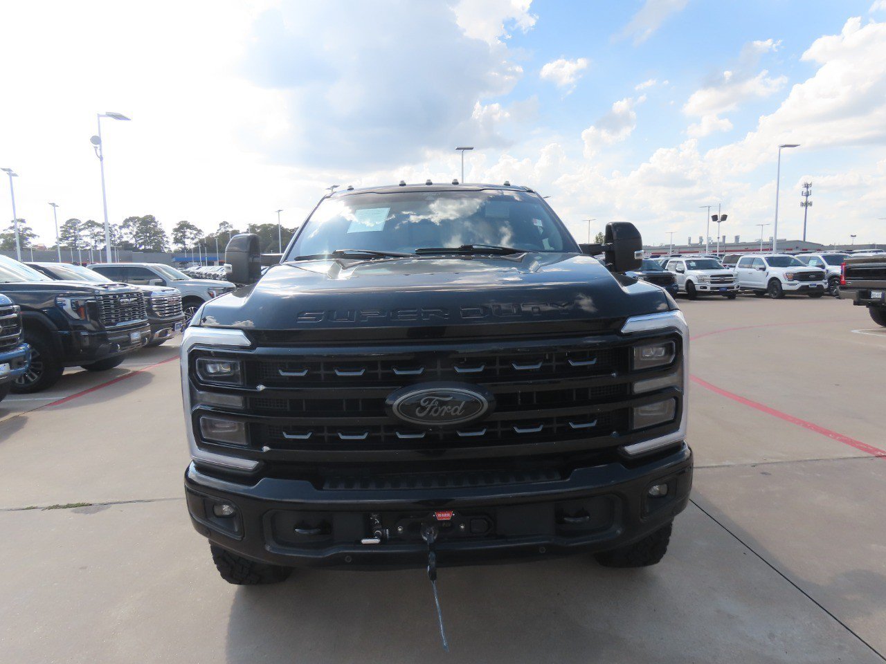 Certified 2024 Ford F350 Platinum w/ Tremor Off-Road Package AWD/4WD image 4