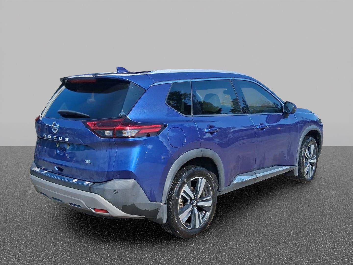 Used 2021 Nissan Rogue SL FWD image 4