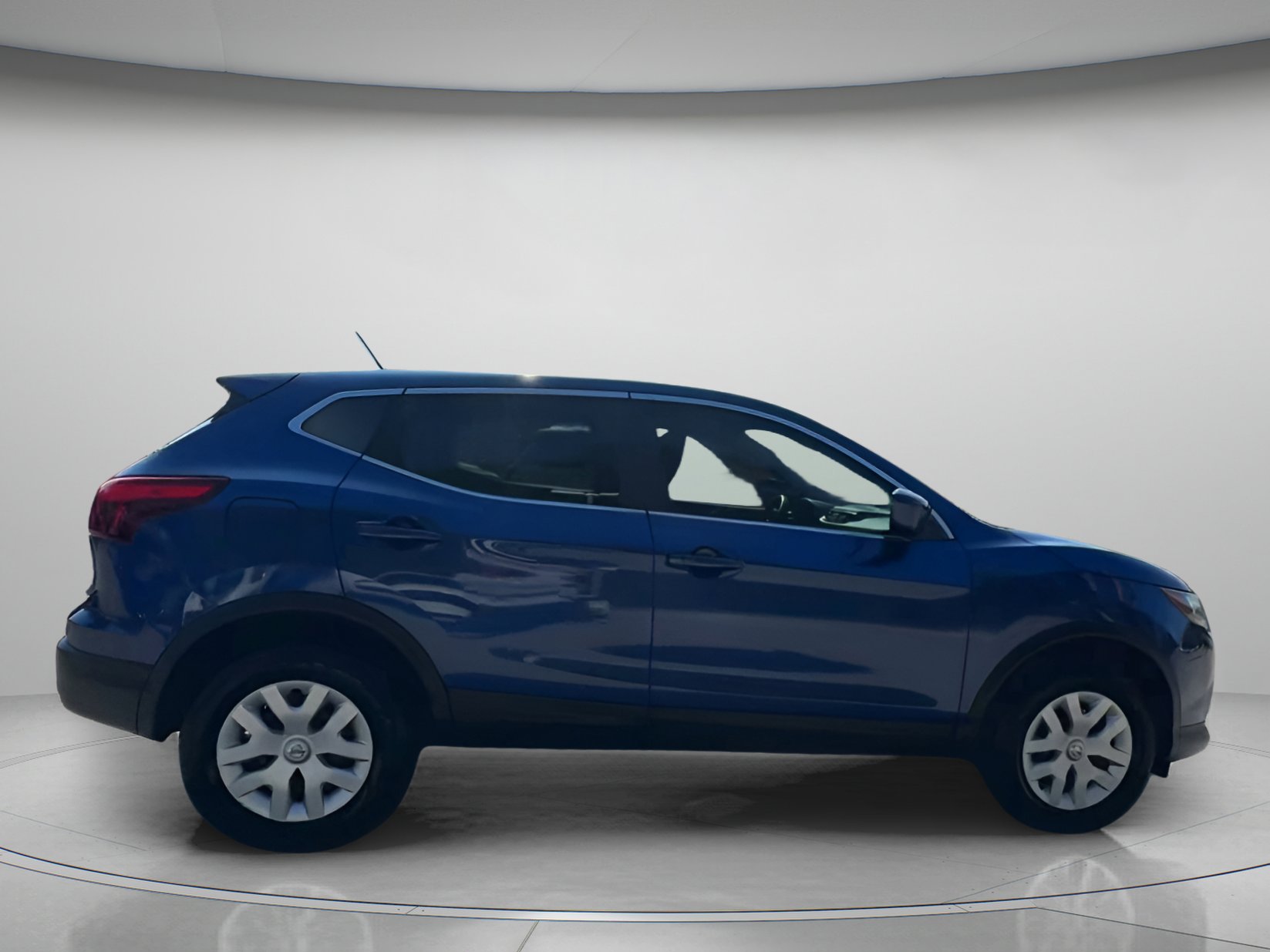 Used 2019 Nissan Rogue Sport S image 32