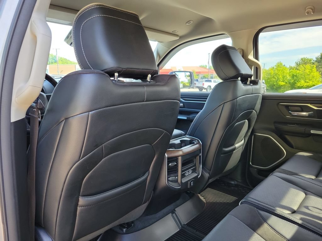Used 2022 RAM 1500 Laramie AWD/4WD image 31