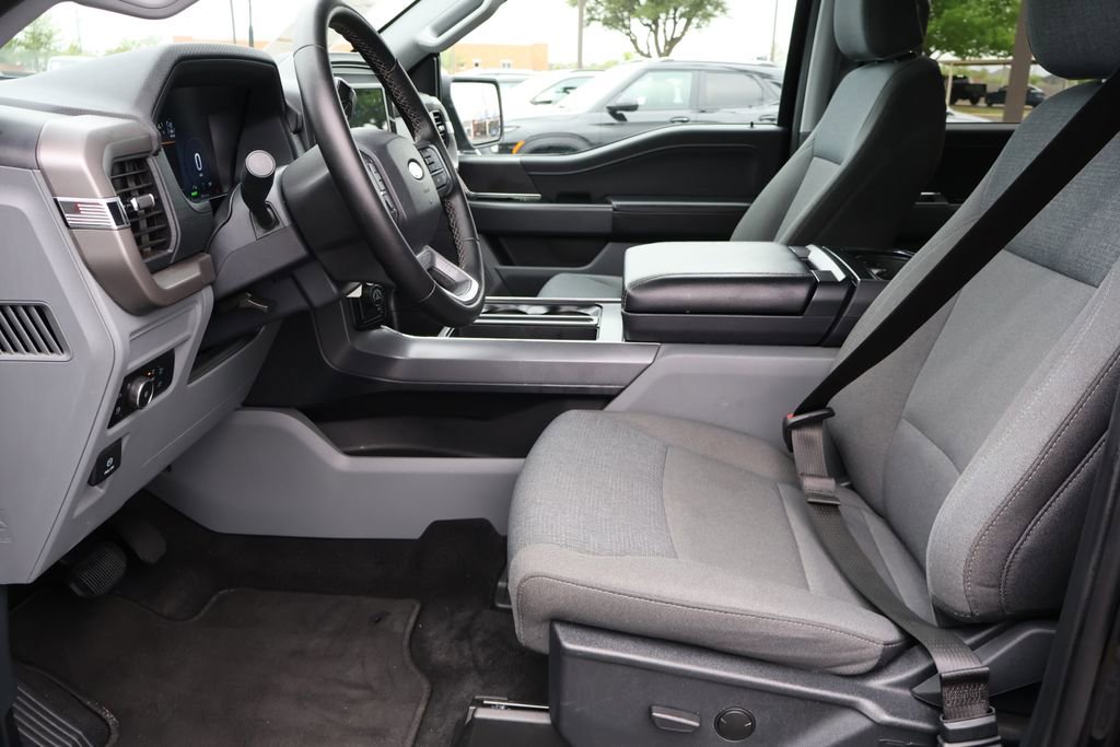 Certified 2025 Ford F150 XLT w/ Equipment Group 301A Standard image 28