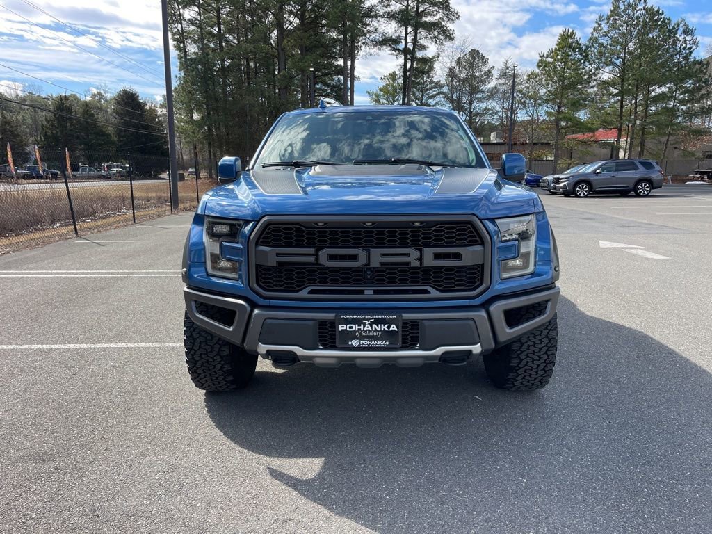 Certified 2019 Ford F150 Raptor w/ Equipment Group 802A Luxury image 3