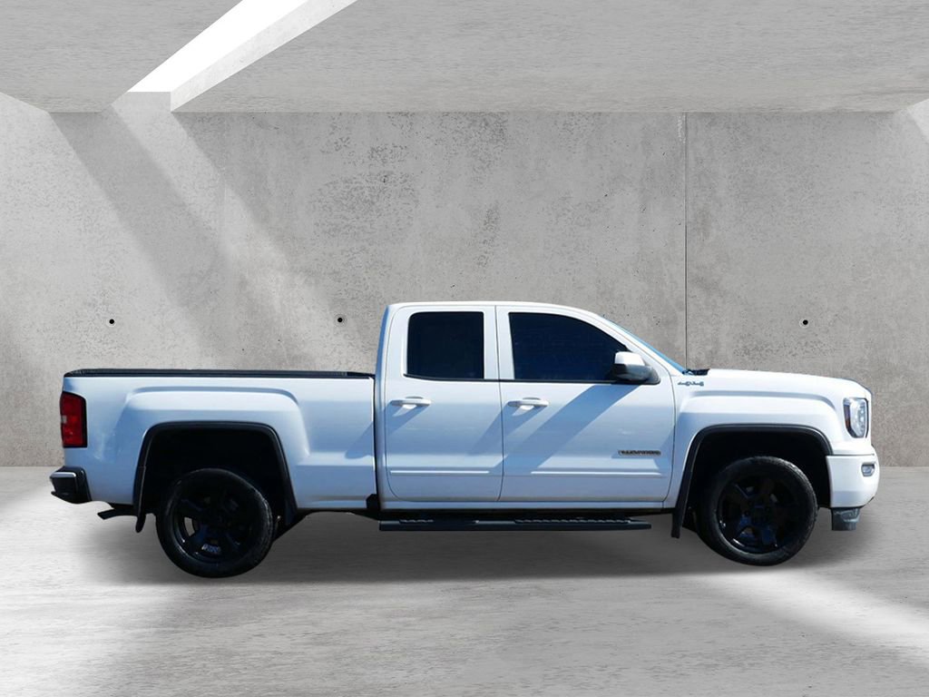 Used 2018 GMC Sierra 1500 SLE image 2