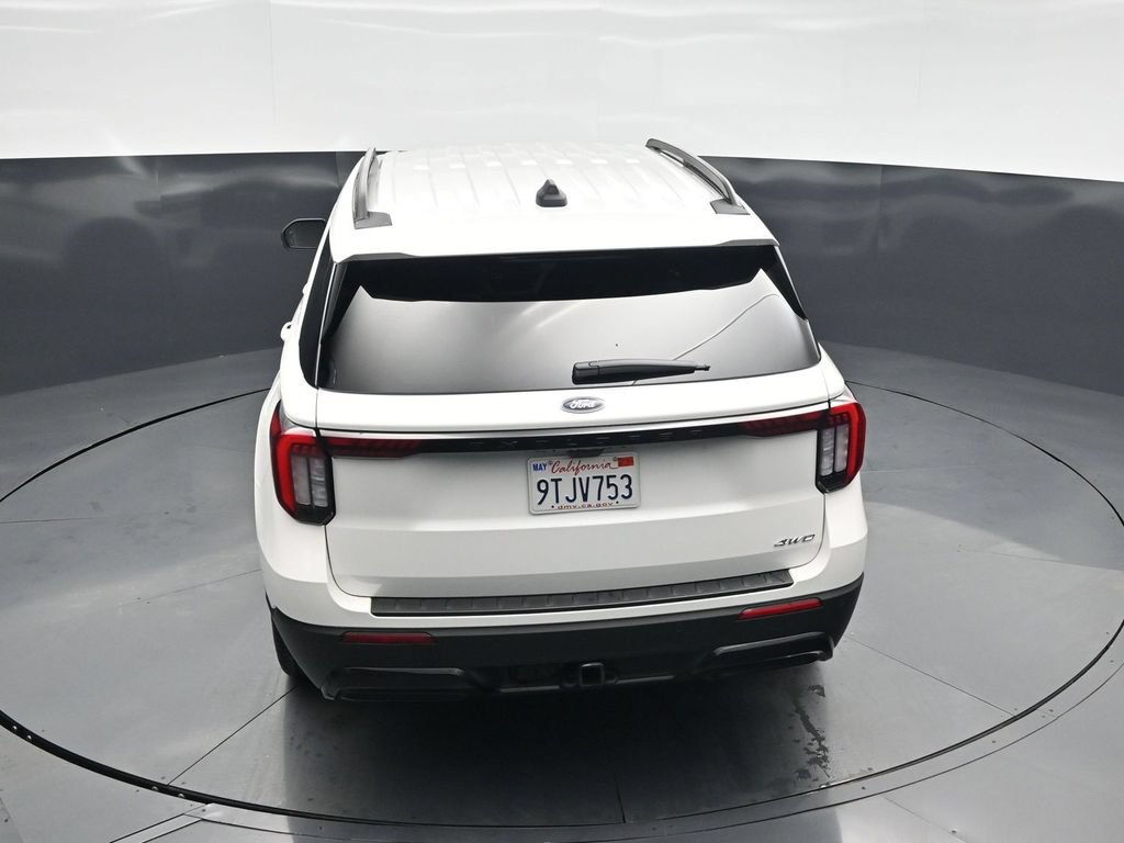 Certified 2025 Ford Explorer ST-Line w/ ST-Line Street Pack AWD/4WD image 38