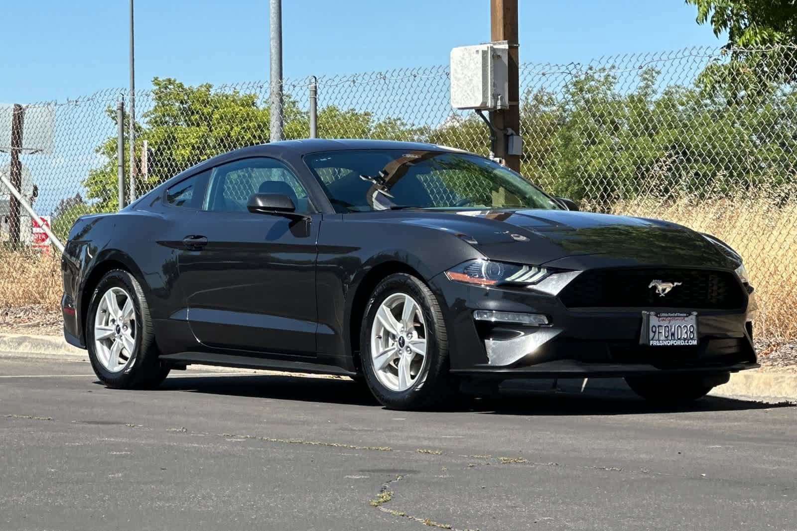 Certified 2023 Ford Mustang Coupe RWD image 9