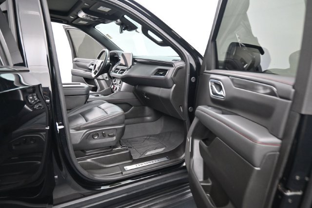 Used 2024 Chevrolet Tahoe RST w/ Luxury Package AWD/4WD image 14