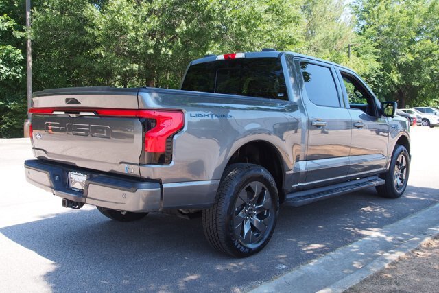 Certified 2025 Ford F150 Lightning Lariat AWD/4WD image 8