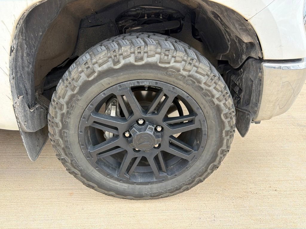 Used 2020 Toyota Tundra SR5 w/ SR5 Upgrade Package AWD/4WD image 8