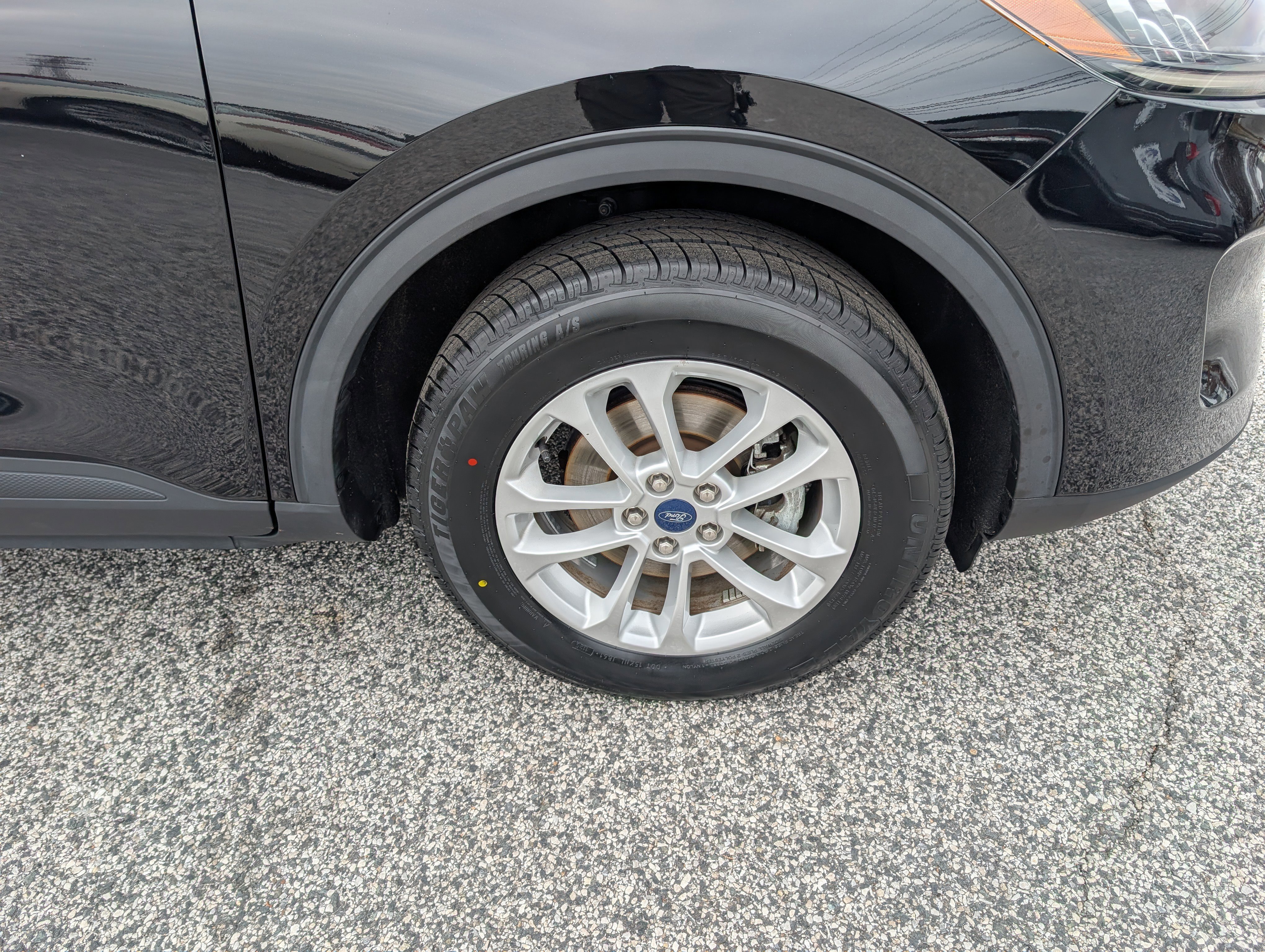 Certified 2020 Ford Escape SE image 11