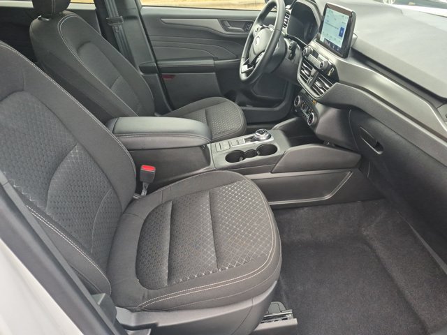 Certified 2026 Ford Escape Active w/ Cold Weather Package AWD/4WD image 34