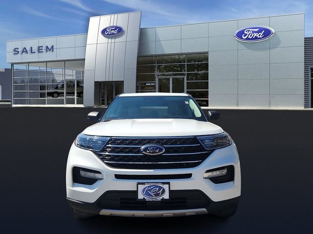 Certified 2022 Ford Explorer XLT w/ Equipment Group 202A image 7