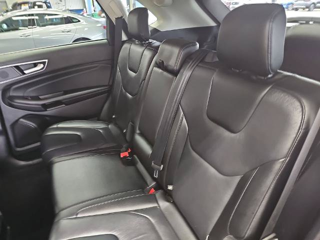 Certified 2022 Ford Edge Titanium AWD/4WD image 14