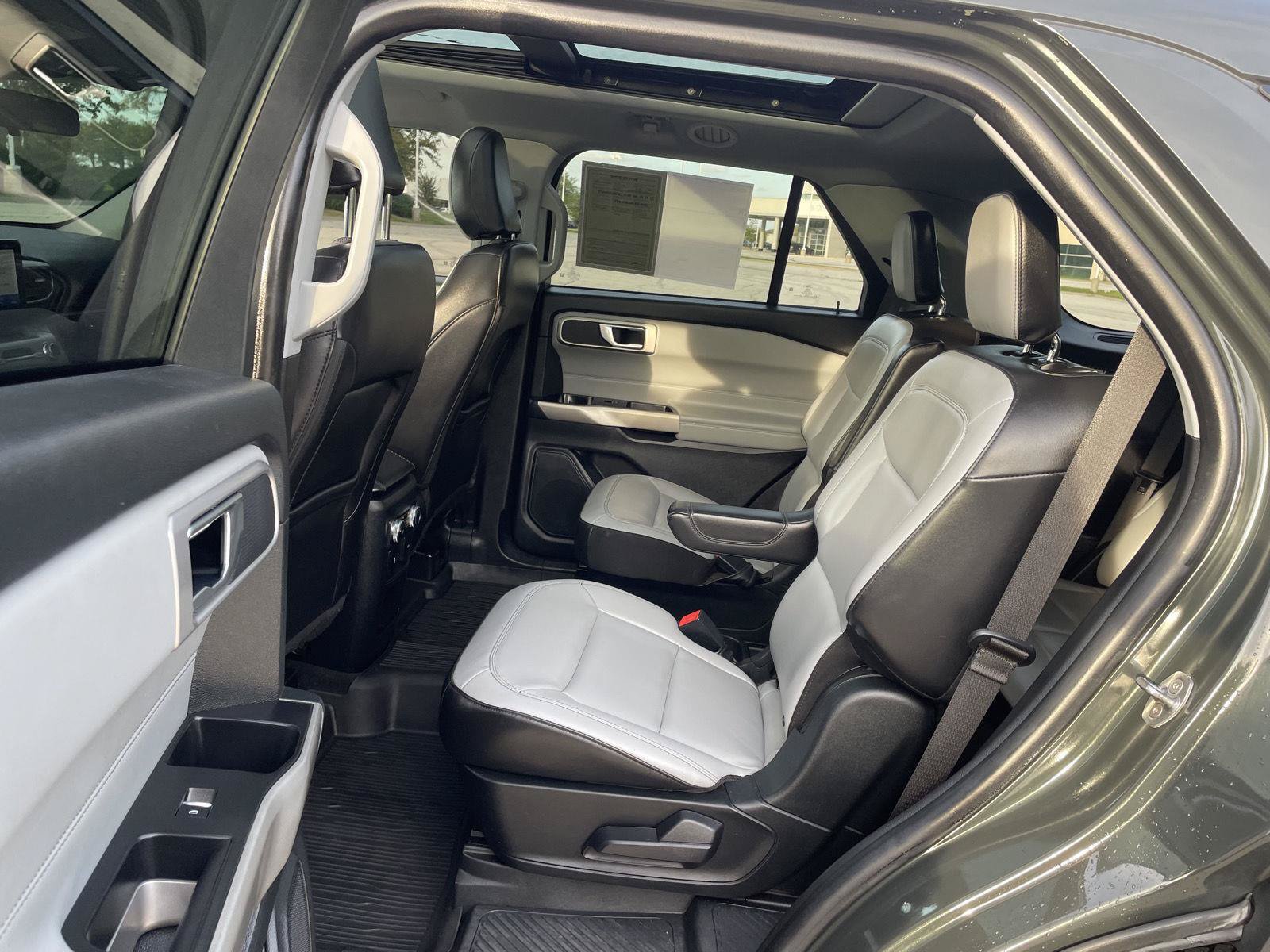 Certified 2021 Ford Explorer XLT w/ Equipment Group 202A AWD/4WD image 20