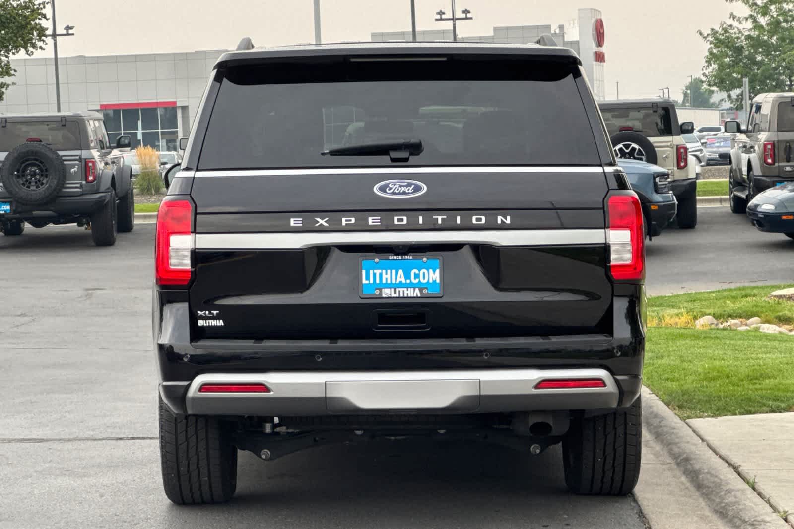Certified 2024 Ford Expedition XLT AWD/4WD image 7