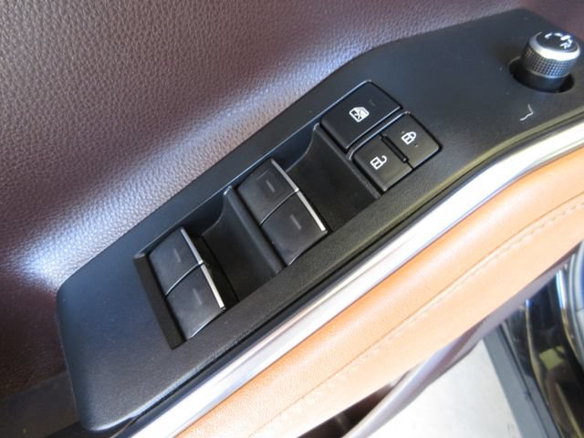 Used 2022 Toyota Highlander Platinum FWD image 10
