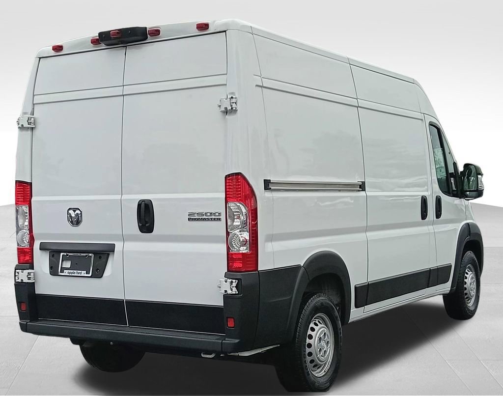 Used 2024 RAM ProMaster 2500 w/ Convenience Group FWD image 3