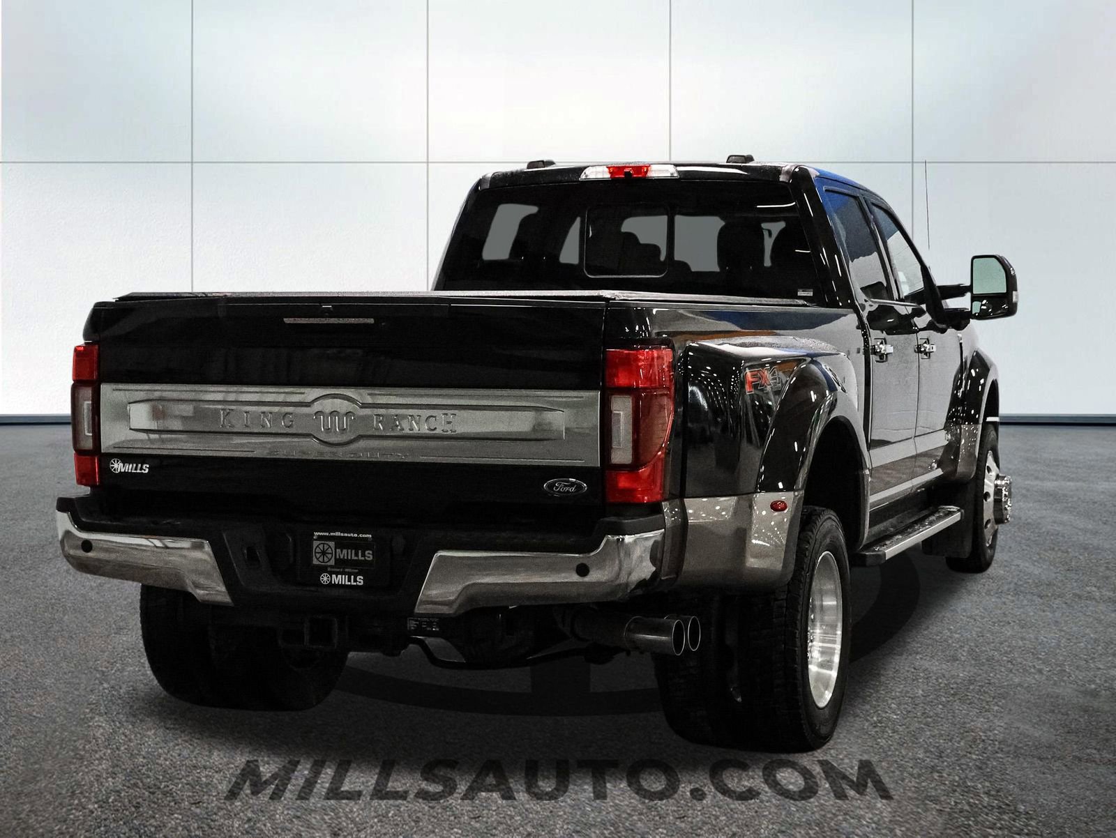 Certified 2022 Ford F450 King Ranch w/ Chrome Package image 5