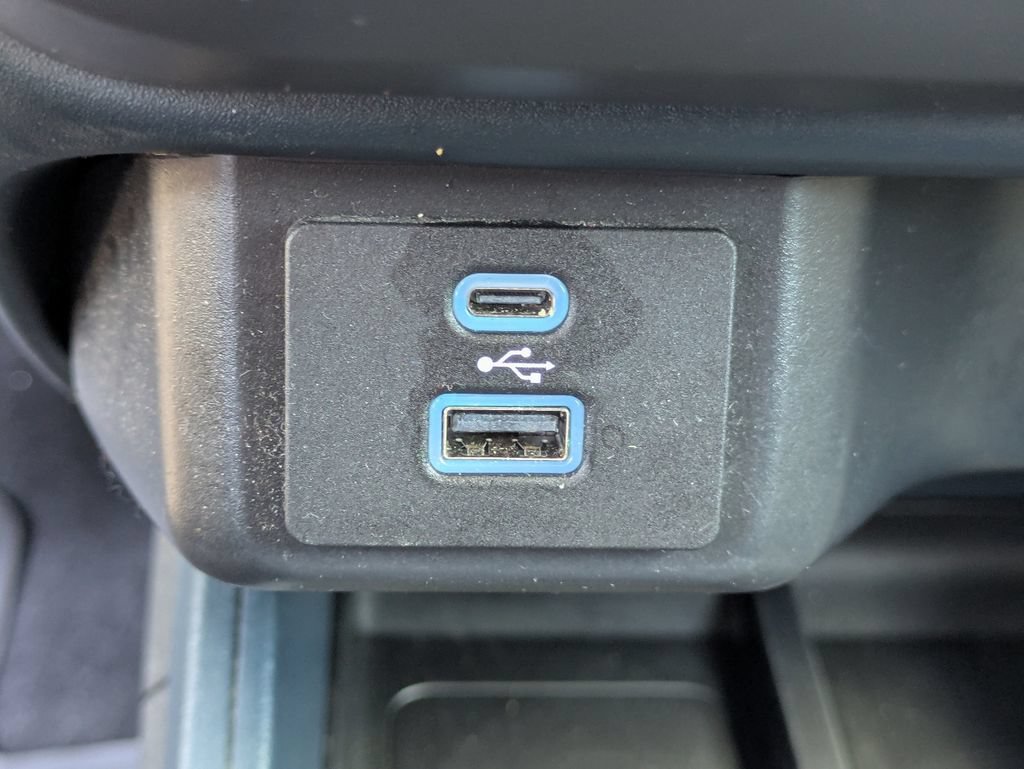 Certified 2023 Ford Maverick XL FWD image 21