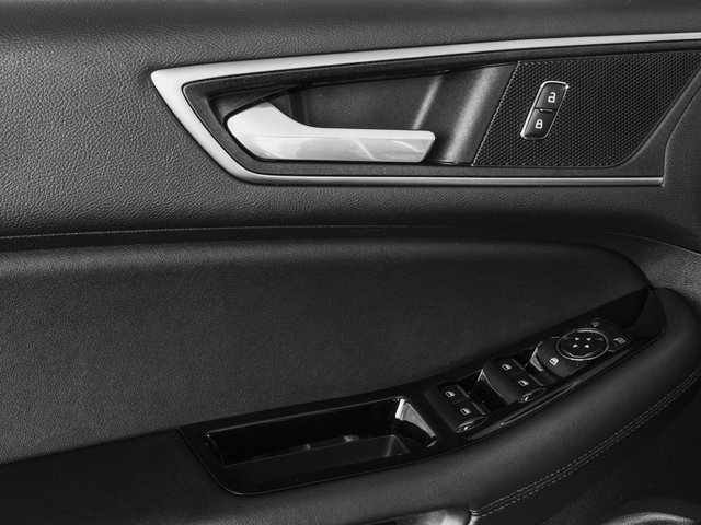 Certified 2018 Ford Edge Titanium w/ Equipment Group 301A AWD/4WD image 20