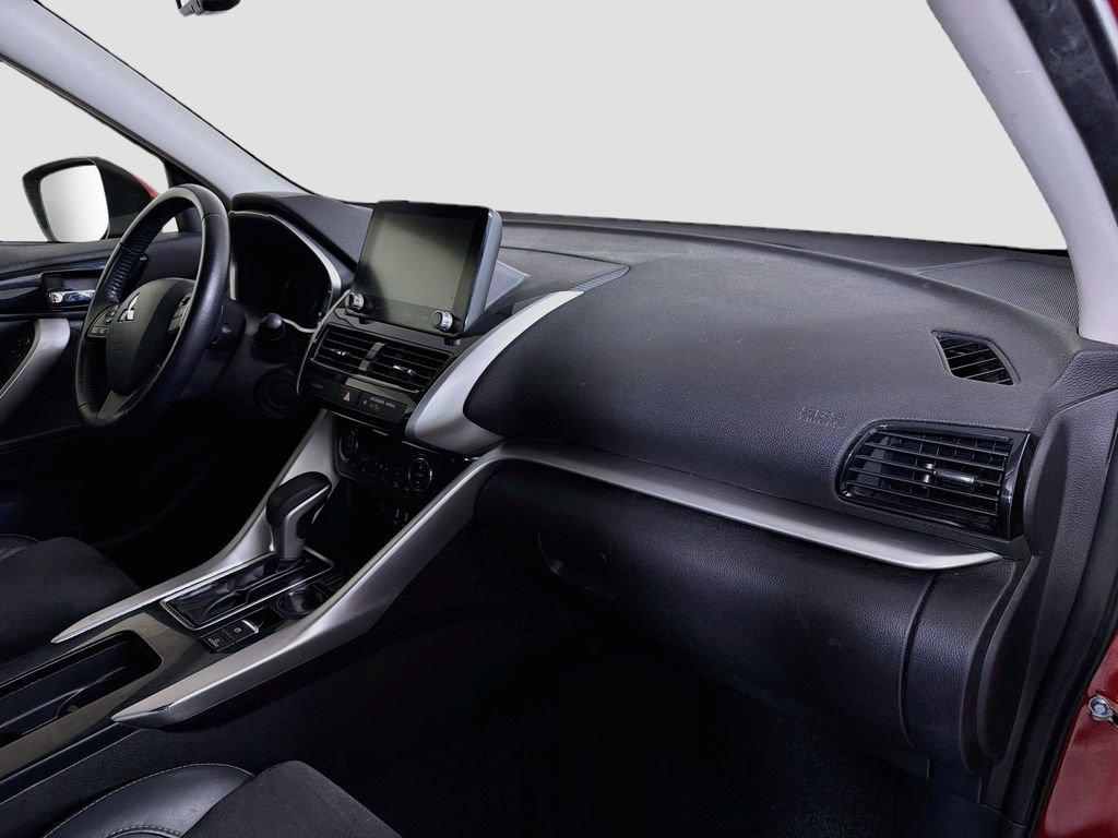 Used 2022 Mitsubishi Eclipse Cross SE FWD image 31