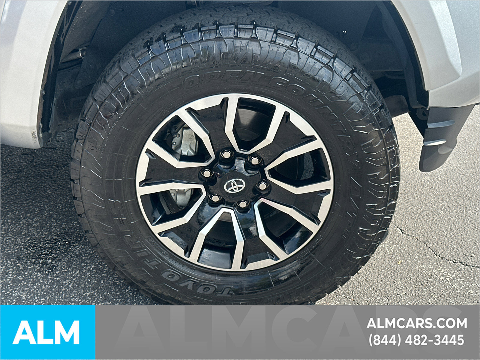 Used 2022 Toyota Tacoma TRD Sport w/ TRD Premium Sport Package AWD/4WD image 14